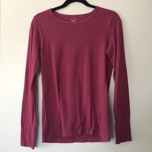 Light maroon Gap long sleeve tee